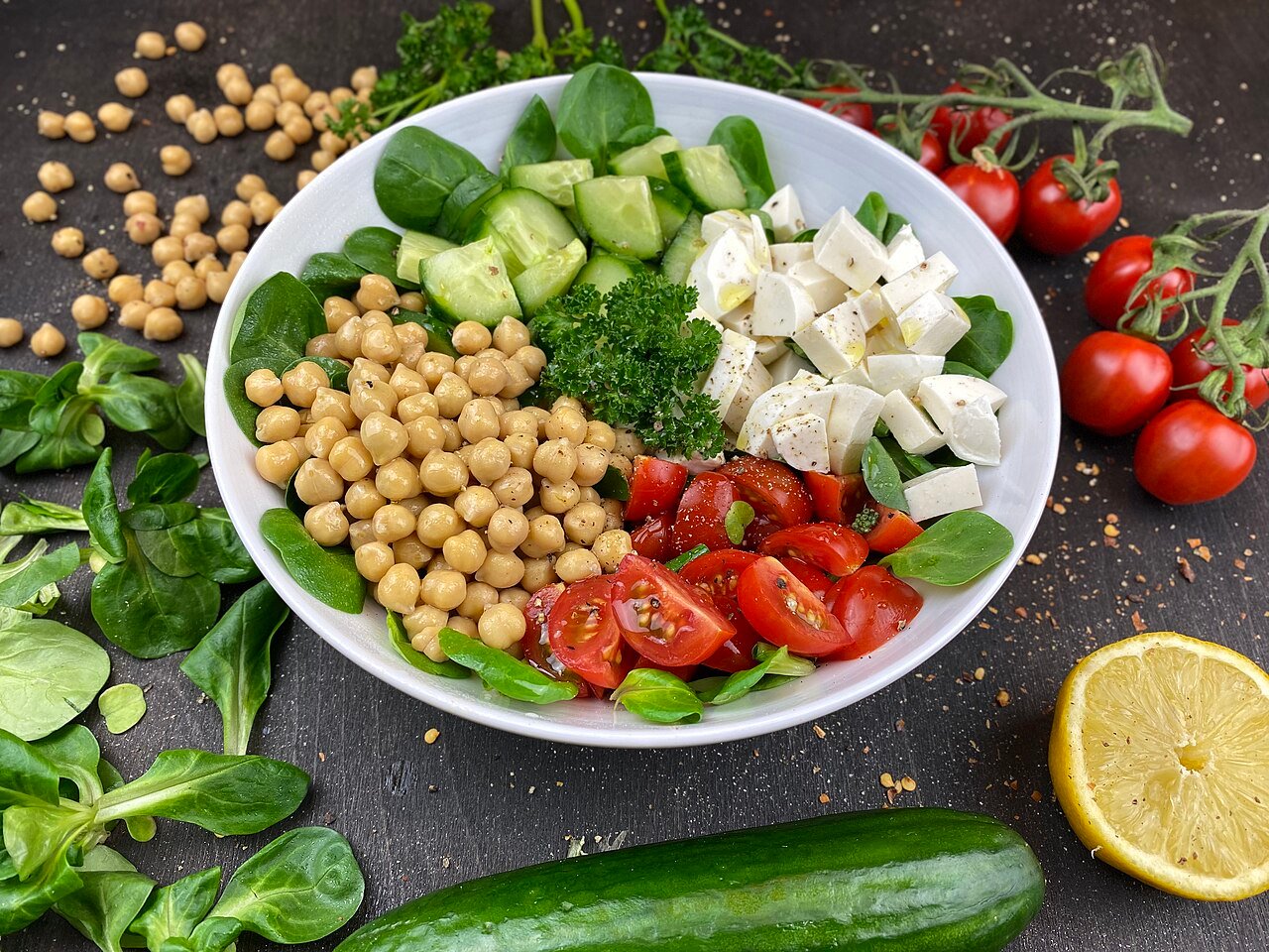Mediterranean Chickpea Salad